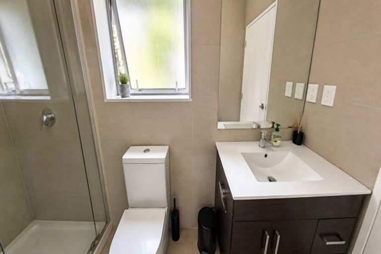 Photo of property in 105 Mahia Road, Wattle Downs, Auckland, 2103