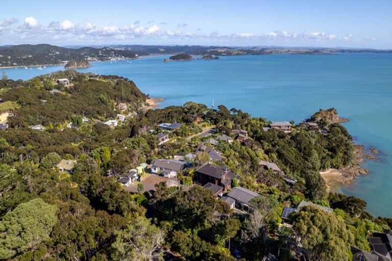 Photo of property in 202 Te Wahapu Road, Russell, 0272