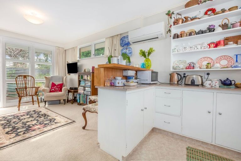 Photo of property in 3/260 Muritai Road, Eastbourne, Lower Hutt, 5013