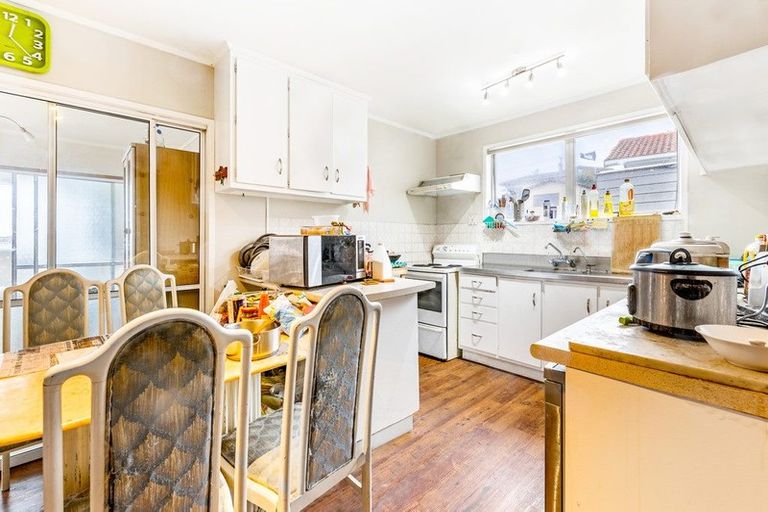 Photo of property in 26 Parrs Cross Road, Henderson, Auckland, 0612