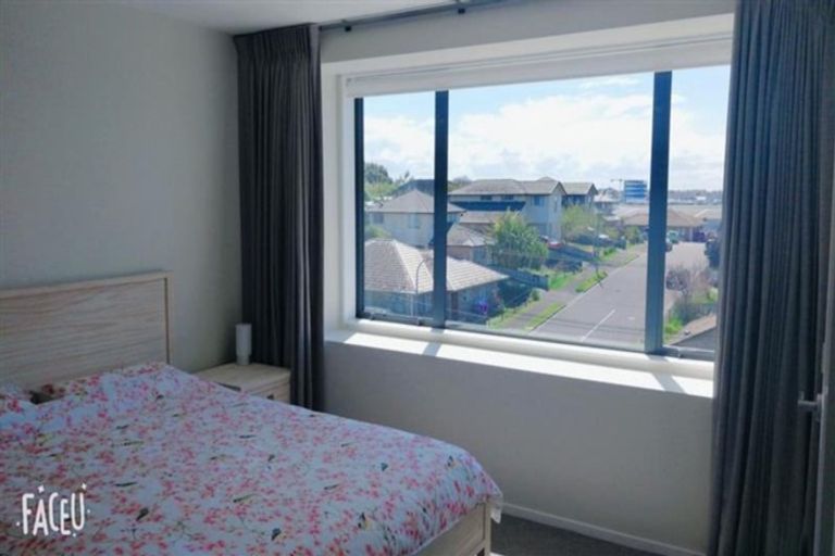 Photo of property in 27 Komanawa Lane, Mount Wellington, Auckland, 1062