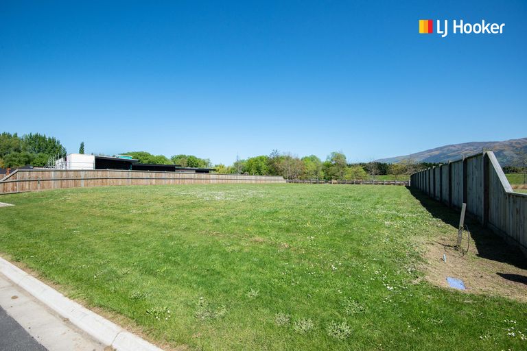 Photo of property in 8 Rodeo Place, Outram, 9019