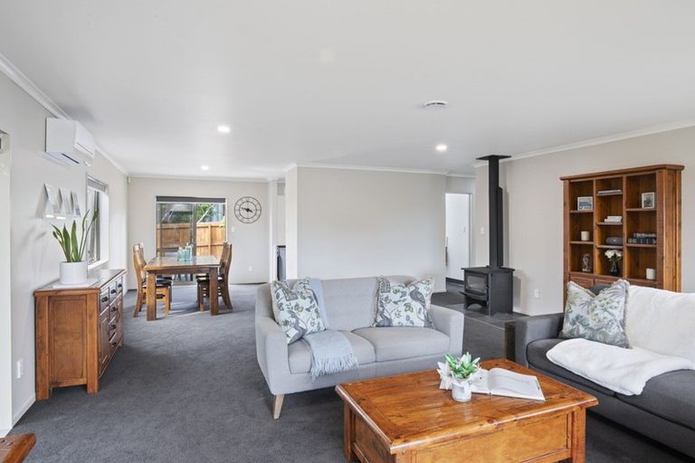 Photo of property in 1a First Avenue, Glenbrook, Waiuku, 2681