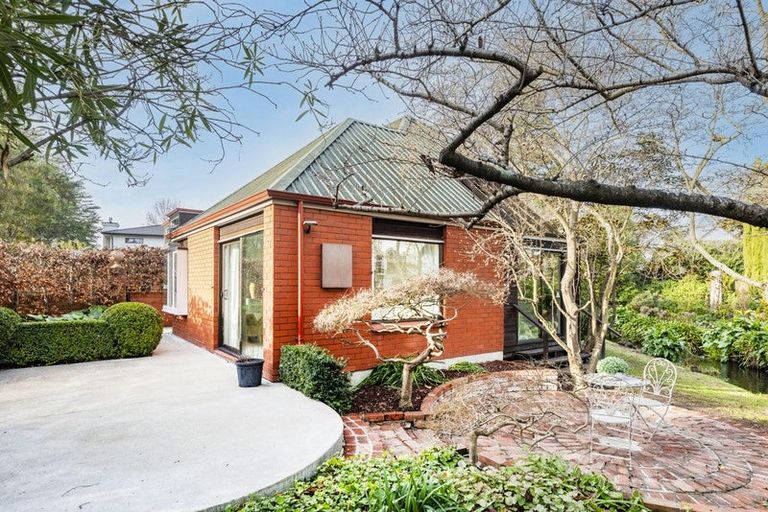 Photo of property in 14a Glandovey Road, Fendalton, Christchurch, 8052