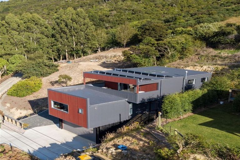 Photo of property in 47 Ellesmere Street, Ravensbourne, Dunedin, 9022