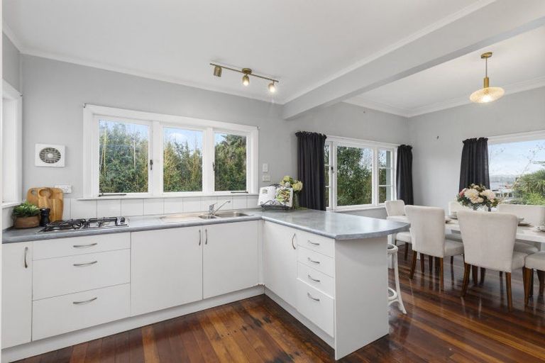 Photo of property in 41 Kitchener Road, Waiuku, 2123