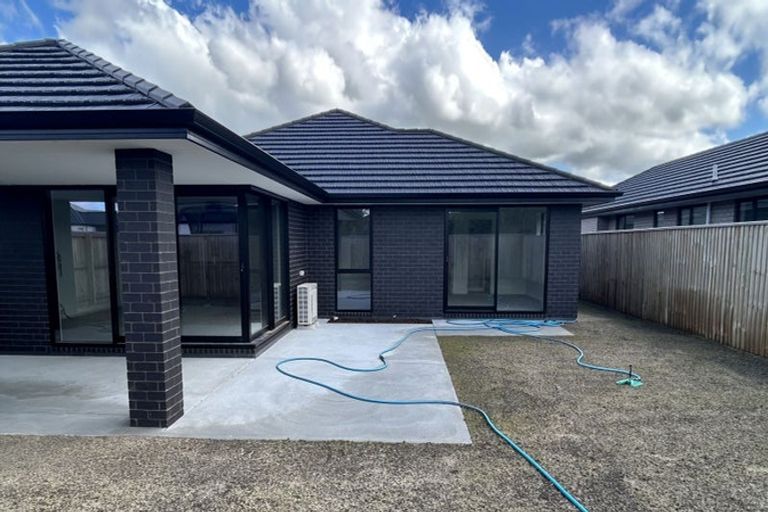 Photo of property in 4 Rabbit Way, Rolleston, 7615