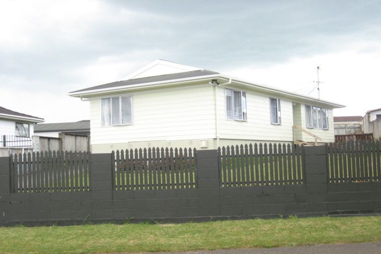 Photo of property in 19 Poutini Place, Manurewa, Auckland, 2102