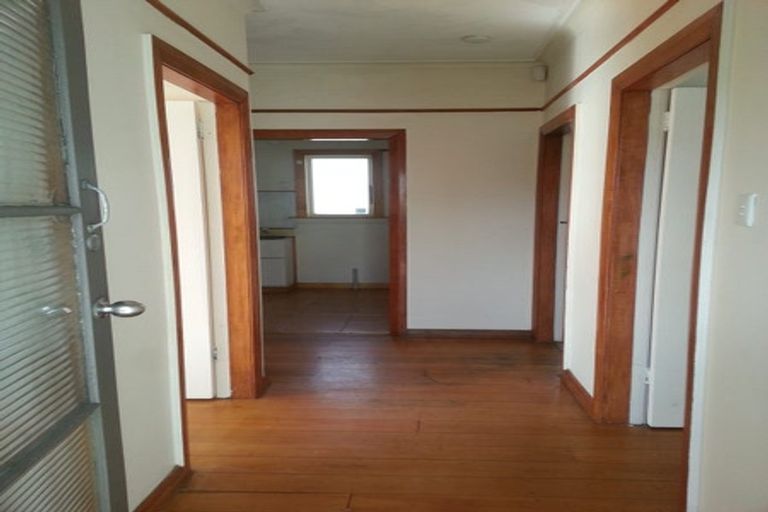 Photo of property in 266 Fergusson Drive, Heretaunga, Upper Hutt, 5018