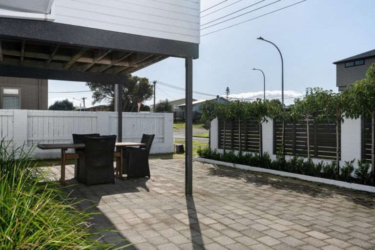 Photo of property in 4b Muricata Avenue, Mount Maunganui, 3116