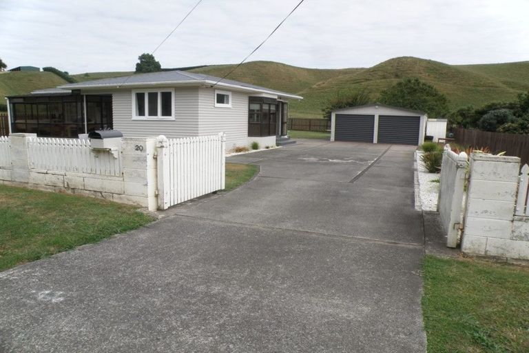 Photo of property in 20 Church Street, Tirau, 3410