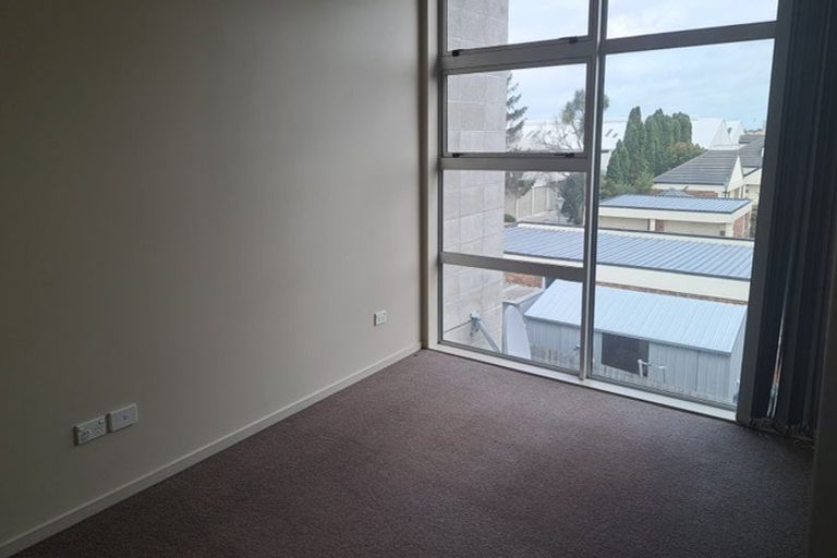 Photo of property in 83c Brockworth Place, Riccarton, Christchurch, 8011