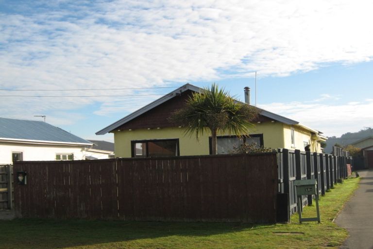 Photo of property in 14 Falcon Street, New Brighton, Christchurch, 8061