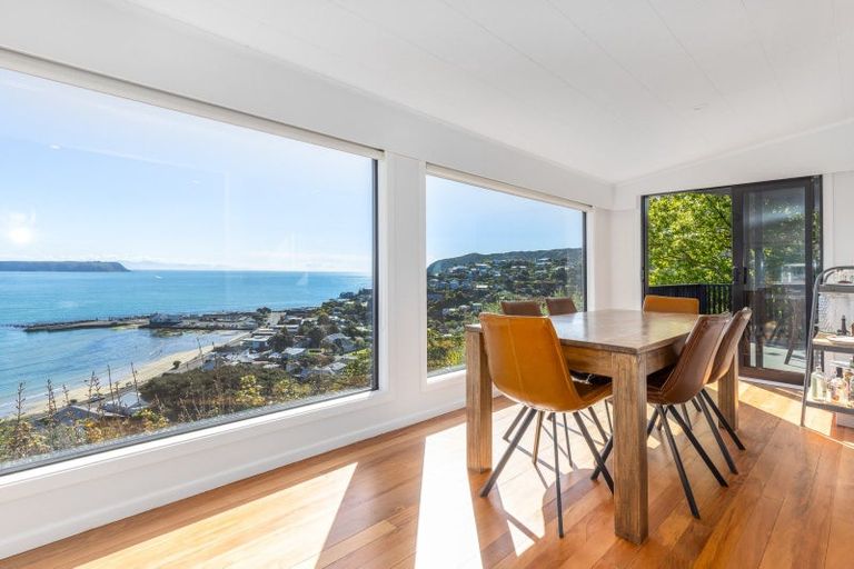 Photo of property in 5 Roys Road, Plimmerton, Porirua, 5026