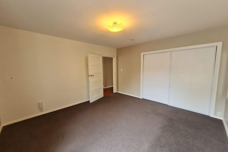 Photo of property in 43 Pitcairn Crescent, Bryndwr, Christchurch, 8053