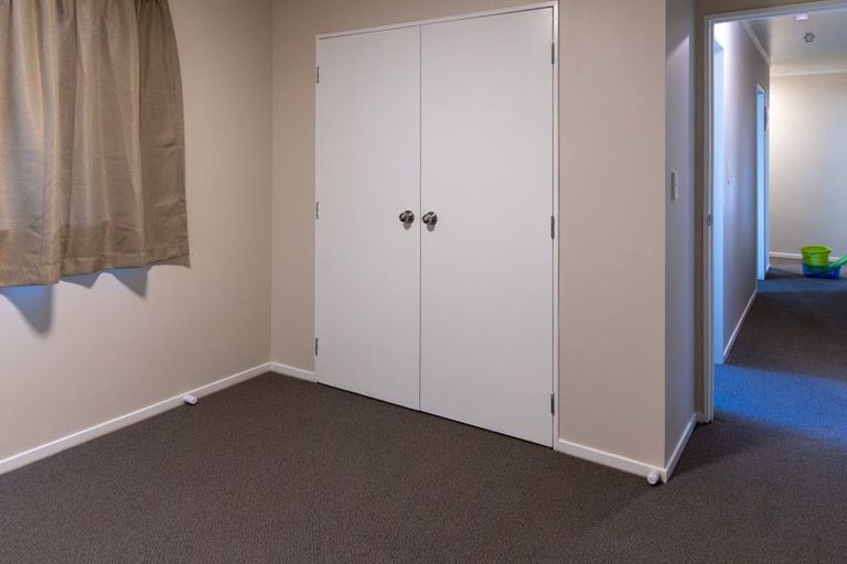 Photo of property in 2 Scotts Field Drive, Takanini, 2112