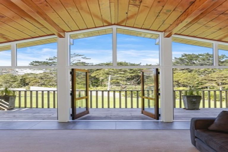 Photo of property in 71 Gills Road, Albany Heights, Auckland, 0632
