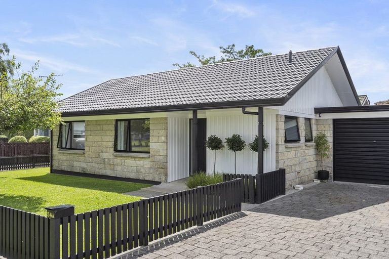 Photo of property in 54a Williams Street, Cambridge, 3434