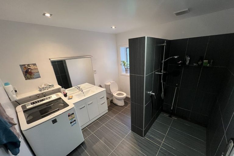 Photo of property in 24 Kaikoura Street, Maupuia, Wellington, 6022