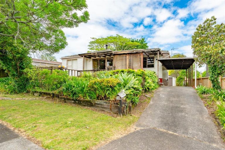 Photo of property in 31 Takapu Street, Henderson, Auckland, 0612