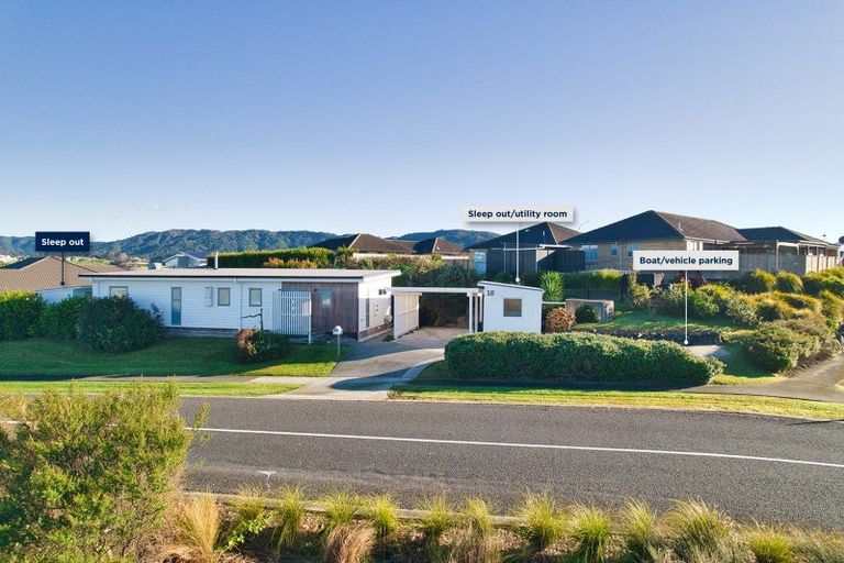 Photo of property in 16 Parklands Avenue, Mangawhai Heads, Mangawhai, 0505