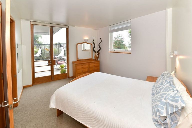 Photo of property in 9 Swann Beach Road, Stanmore Bay, Whangaparaoa, 0932