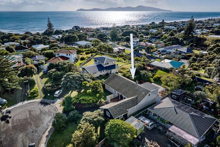 Photo of property in 5 Porter Place, Paekakariki, 5034
