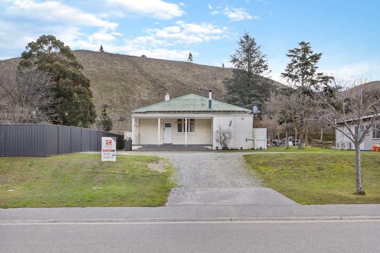 Photo of property in 710 Luggate-cromwell Road, Mount Pisa, Cromwell, 9383