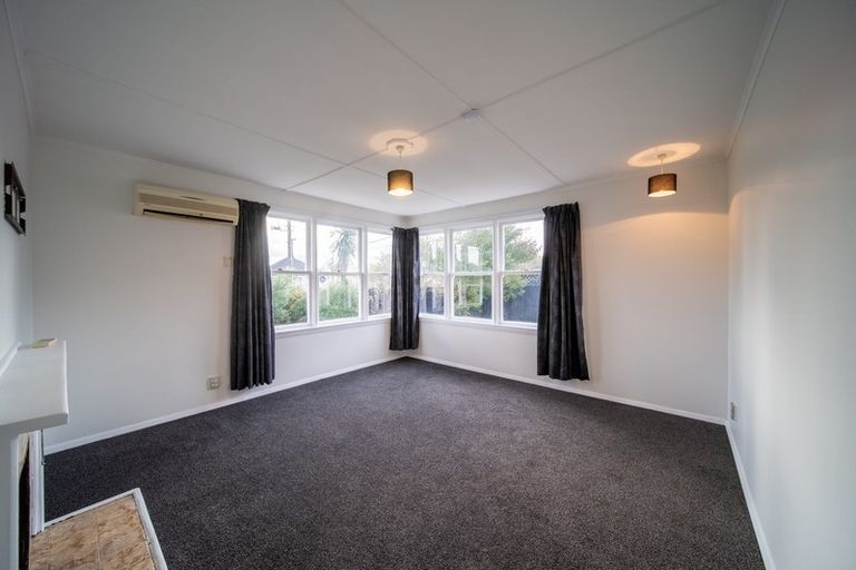 Photo of property in 52 Skipton Street, Mairehau, Christchurch, 8013