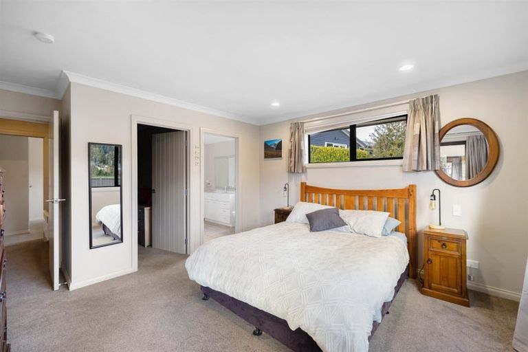Photo of property in 29 Alice Burn Drive, Luggate, Cromwell, 9383