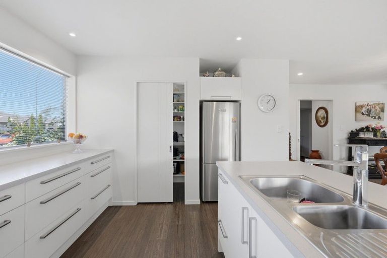 Photo of property in 23 Huntingdon Drive, Rangiora, 7400