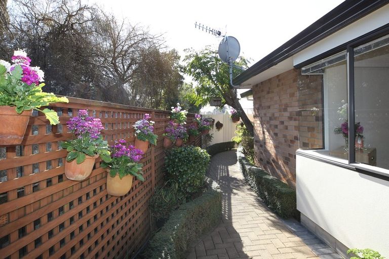 Photo of property in 4/28 Te Aute Road, Havelock North, 4130