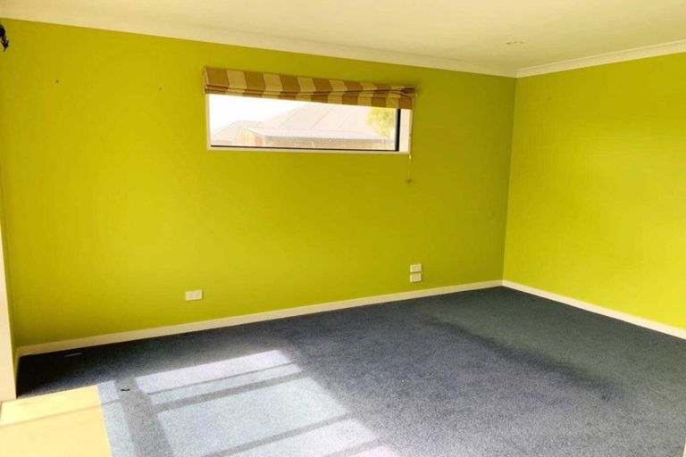 Photo of property in 73 Heathridge Place, Lincoln, 7608