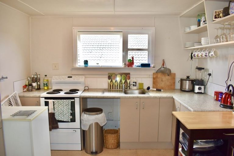 Photo of property in 39 Gawler Street, Te Horo Beach, Otaki, 5581