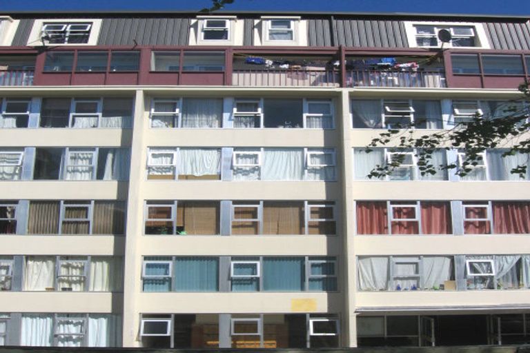 Photo of property in 78 Mcalpine Avenue, Mount Cook, Wellington, 6011