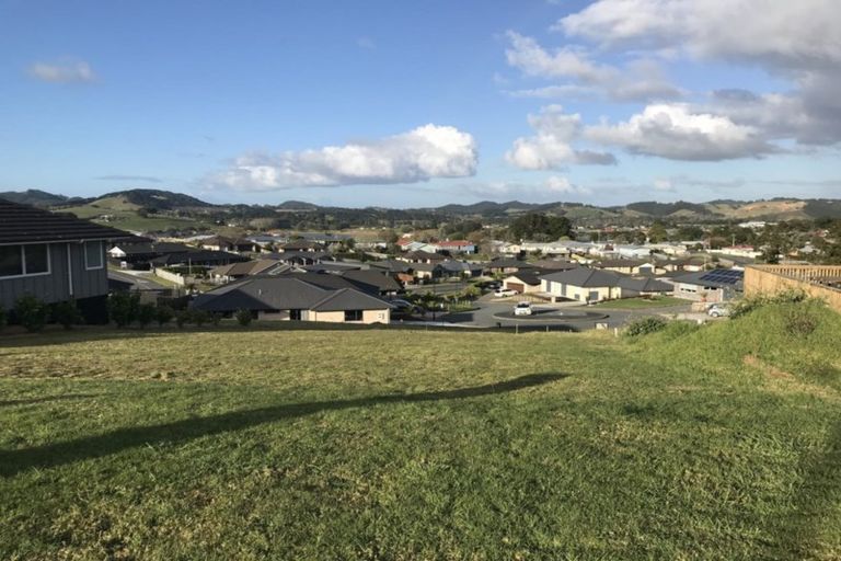 Photo of property in 70 Pebble Beach Boulevard, Te Kamo, Whangarei, 0112