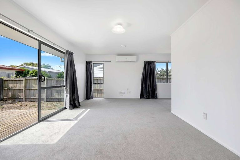 Photo of property in 20b Kentucky Crescent, Nawton, Hamilton, 3200