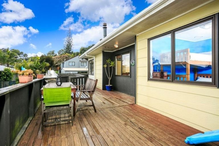 Photo of property in 1/129 Stredwick Drive, Torbay, Auckland, 0630