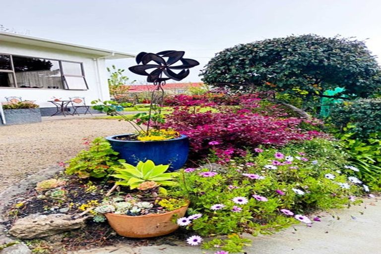 Photo of property in 28 Shakespeare Road, Bastia Hill, Whanganui, 4500