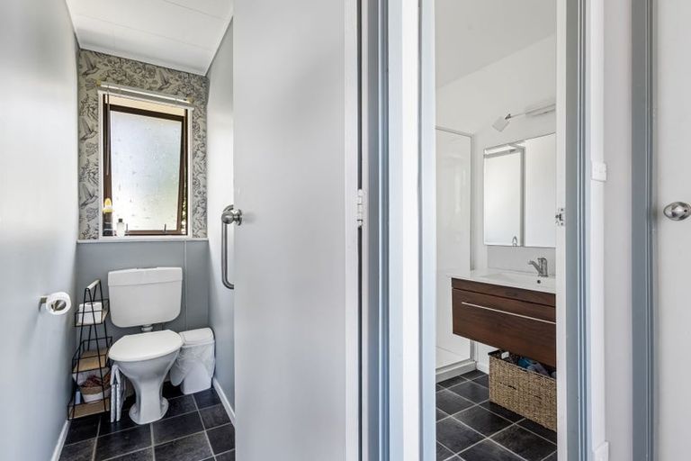 Photo of property in 13 Tahurangi Place, Spotswood, New Plymouth, 4310