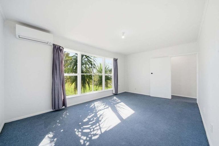 Photo of property in 50-52 Cameron Crescent, Masterton, 5810