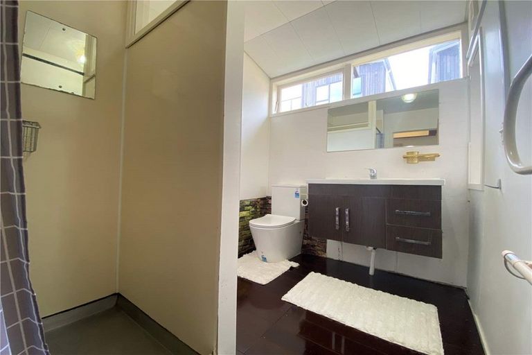 Photo of property in 36a Esmonde Road, Takapuna, Auckland, 0622