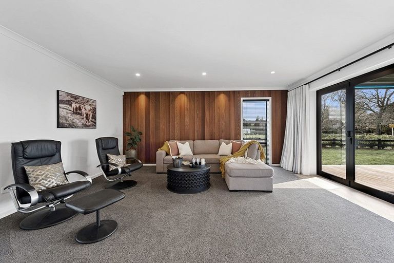 Photo of property in 9 South Oaks Close, Pukemoremore, Cambridge, 3493