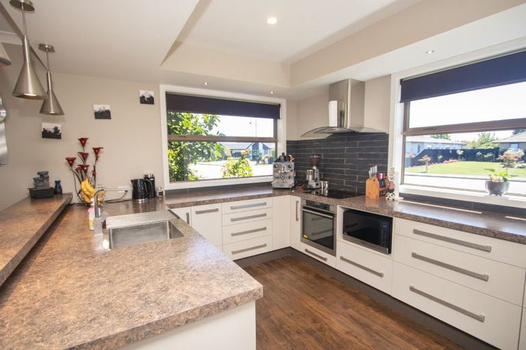 Photo of property in 17 Whiteoak Grove, Tinwald, Ashburton, 7700