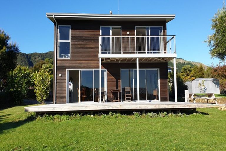 Photo of property in 36 Nyhane Drive, Ligar Bay, Takaka, 7183