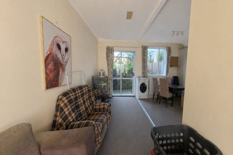 Photo of property in 52b Kingsley Street, Stokes Valley, Lower Hutt, 5019