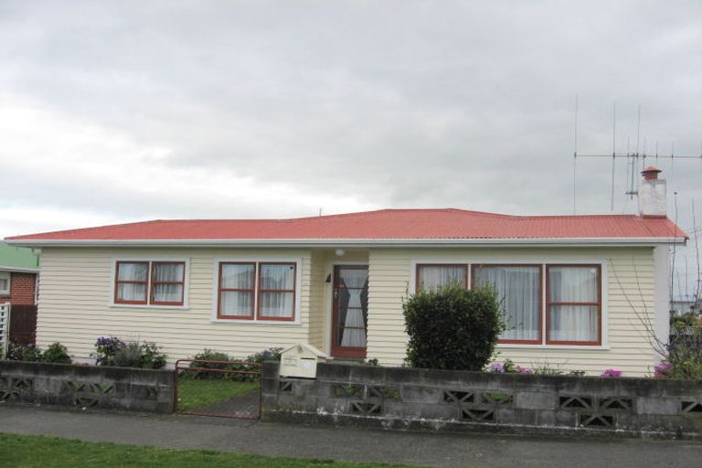 Photo of property in 105 Liverpool Street, Levin, 5510