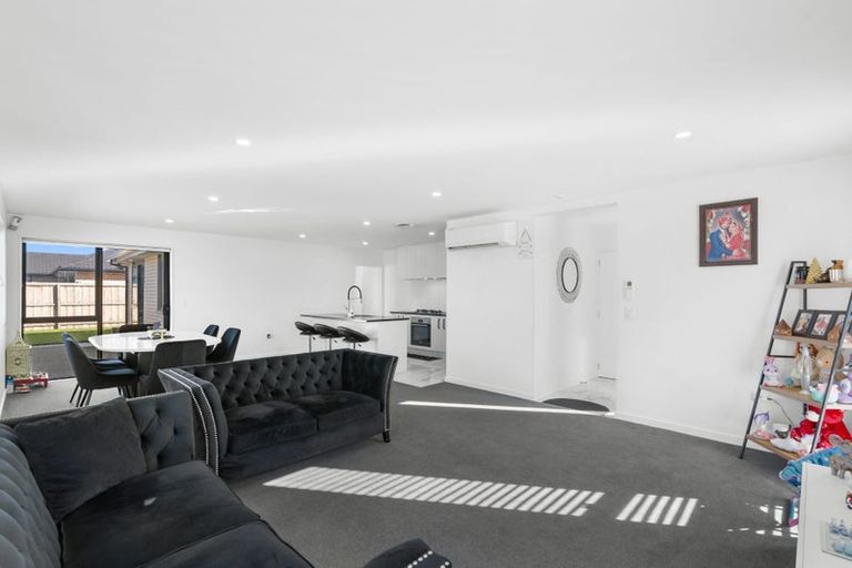 Photo of property in 16 Lomu Way, Rolleston, 7615