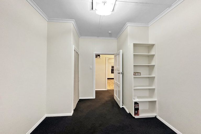 Photo of property in 33 Swiss Avenue, Gonville, Whanganui, 4501