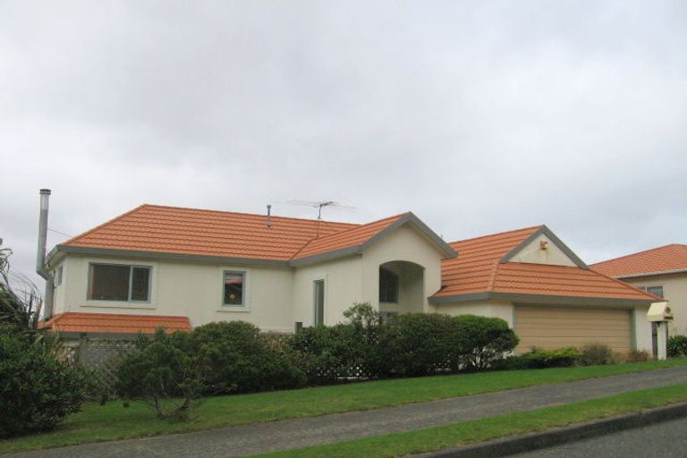 Photo of property in 36 Jaunpur Crescent, Broadmeadows, Wellington, 6035